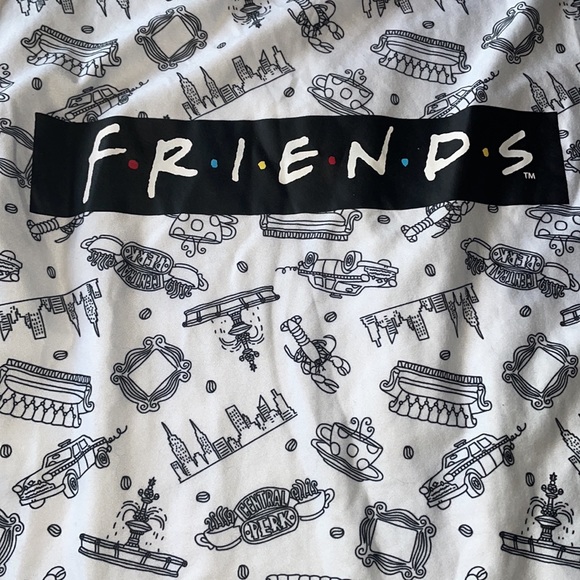 Friends Pajama set - Picture 4 of 7